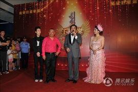 约会 大明星,揭秘大明星的甜蜜时刻