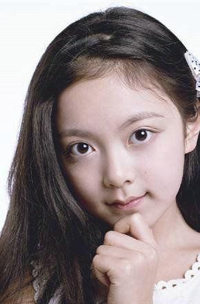 荀紫颖个人资料,才华横溢的年轻才女，多才多艺的人生轨迹