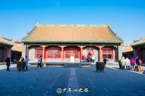 进故宫女子背景