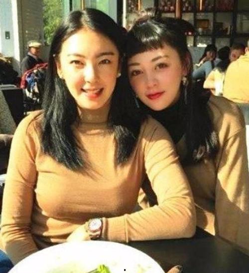 柳岩搞笑照片 表情,表情包界的“表情帝”